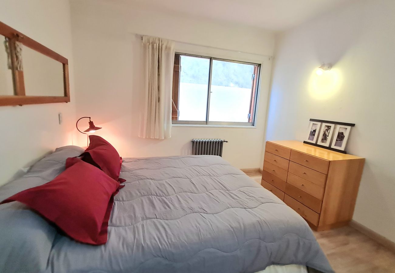 Apartamento en San Carlos de Bariloche - Dto. Mora a pasos del Centro Civico