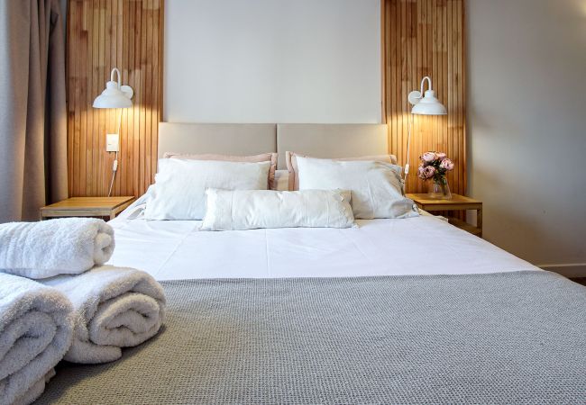 Estudio en San Carlos de Bariloche - OTTO departamento  con vista al lago Estudio en San Carlos de Bariloche - OTTO departamento  con vista al lago