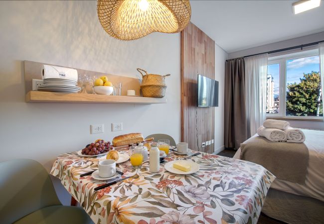 Estudio en San Carlos de Bariloche - OTTO departamento  con vista al lago Estudio en San Carlos de Bariloche - OTTO departamento  con vista al lago