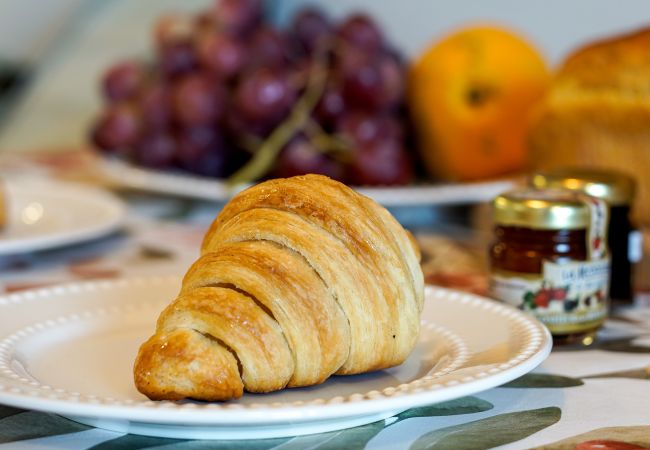 Estudio en San Carlos de Bariloche - OTTO departamento  con vista al lago Estudio en San Carlos de Bariloche - OTTO departamento  con vista al lago