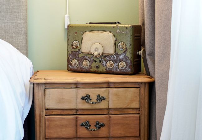 Estudio en San Carlos de Bariloche - LA PERLITA departamento en pleno centro Estudio en San Carlos de Bariloche - LA PERLITA departamento en pleno centro