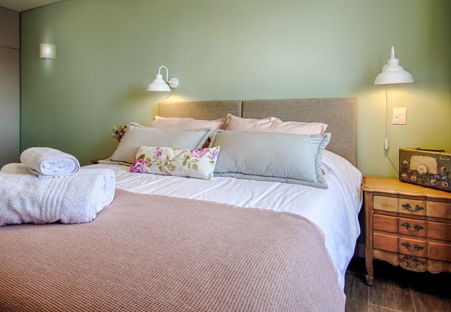 Estudio en San Carlos de Bariloche - LA PERLITA departamento en pleno centro Estudio en San Carlos de Bariloche - LA PERLITA departamento en pleno centro