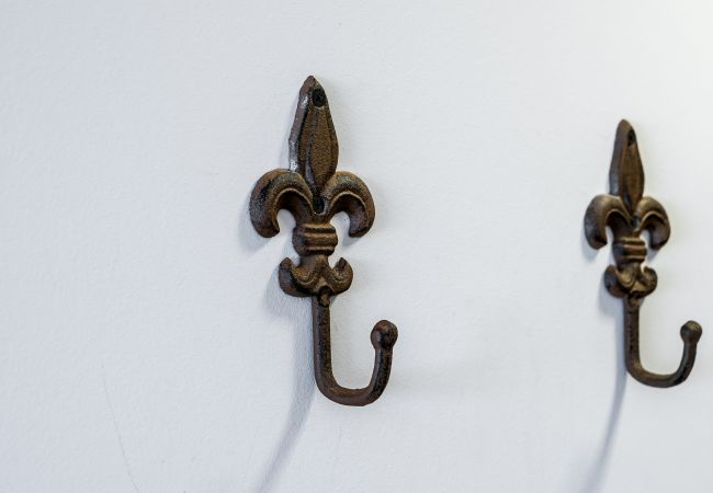 Estudio en San Carlos de Bariloche - TRONADOR departamento en pleno centro Estudio en San Carlos de Bariloche - TRONADOR departamento en pleno centro