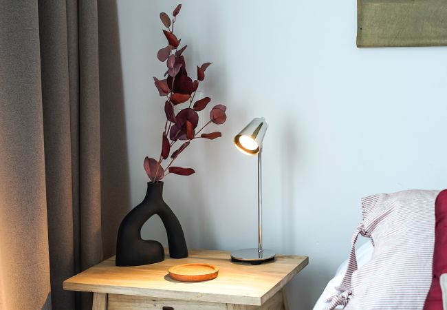 Estudio en San Carlos de Bariloche - LA ORIENTAL EN PLENO CENTRO Estudio en San Carlos de Bariloche - LA ORIENTAL EN PLENO CENTRO