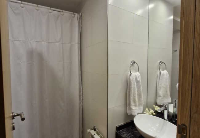 Estudio en San Carlos de Bariloche - LA ORIENTAL EN PLENO CENTRO Estudio en San Carlos de Bariloche - LA ORIENTAL EN PLENO CENTRO