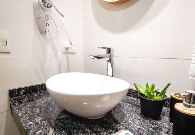 Estudio en San Carlos de Bariloche - ABEDUL departamento en pleno centro Estudio en San Carlos de Bariloche - ABEDUL departamento en pleno centro