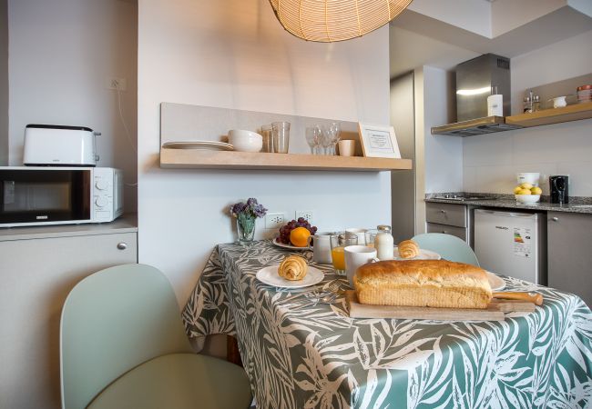 Estudio en San Carlos de Bariloche - ROSA MOSQUETA a pasos de la calle Mitre Estudio en San Carlos de Bariloche - ROSA MOSQUETA a pasos de la calle Mitre