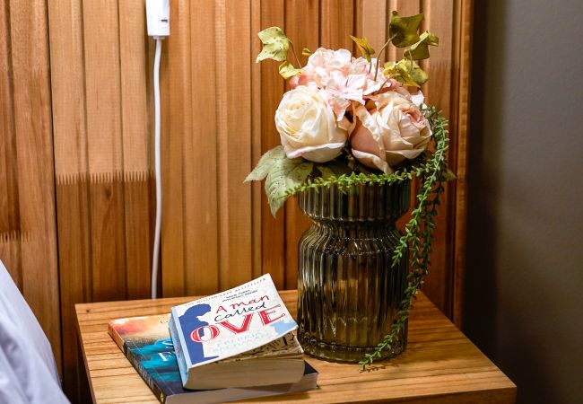 Estudio en San Carlos de Bariloche - ROSA MOSQUETA a pasos de la calle Mitre Estudio en San Carlos de Bariloche - ROSA MOSQUETA a pasos de la calle Mitre