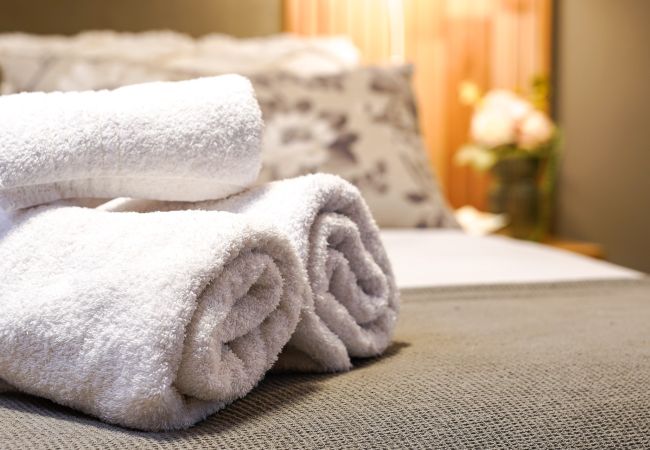 Estudio en San Carlos de Bariloche - ROSA MOSQUETA a pasos de la calle Mitre Estudio en San Carlos de Bariloche - ROSA MOSQUETA a pasos de la calle Mitre