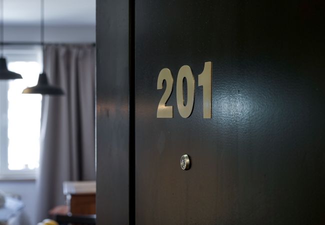 Estudio en San Carlos de Bariloche - PICAFLOR RUBI departamento  en pleno centro Estudio en San Carlos de Bariloche - PICAFLOR RUBI departamento  en pleno centro