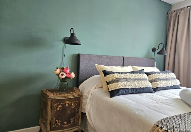 Estudio en San Carlos de Bariloche - PICAFLOR RUBI departamento  en pleno centro Estudio en San Carlos de Bariloche - PICAFLOR RUBI departamento  en pleno centro