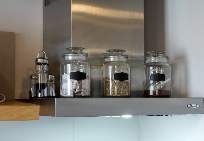 Estudio en San Carlos de Bariloche - RUSITO con vista al lago en pleno Centro Estudio en San Carlos de Bariloche - RUSITO con vista al lago en pleno Centro