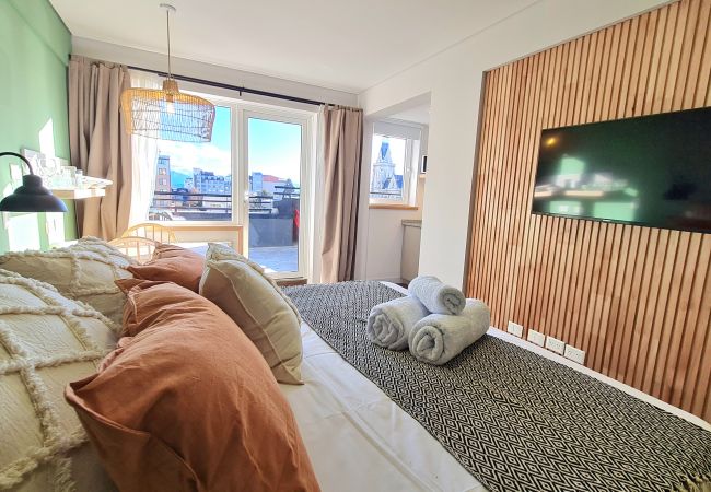 Estudio en San Carlos de Bariloche - LLANTEN departamento con vista al Lago y estaciona Estudio en San Carlos de Bariloche - LLANTEN departamento con vista al Lago y estaciona