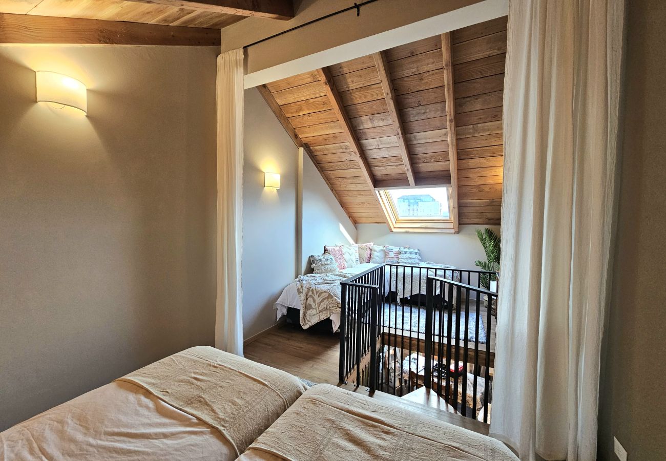 Apartamento en San Carlos de Bariloche - MONTAÑA departamento con vista al lago