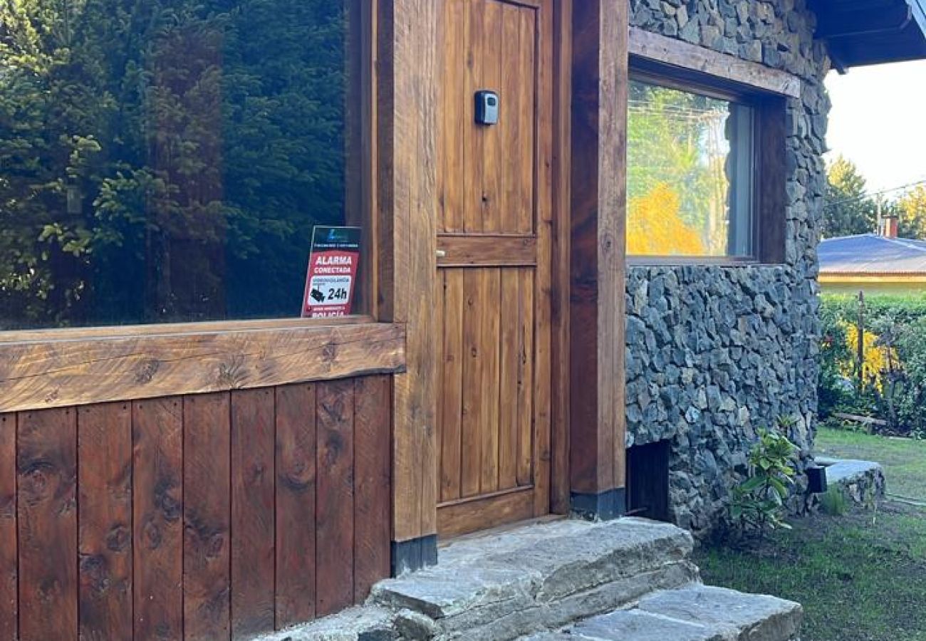 Casa en San Carlos de Bariloche - Hermosa casa a 300 metros del lago
