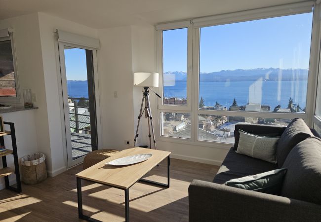 Apartamento en San Carlos de Bariloche - Veo Veo Bariloche con vista al lago Nahuel Huapi