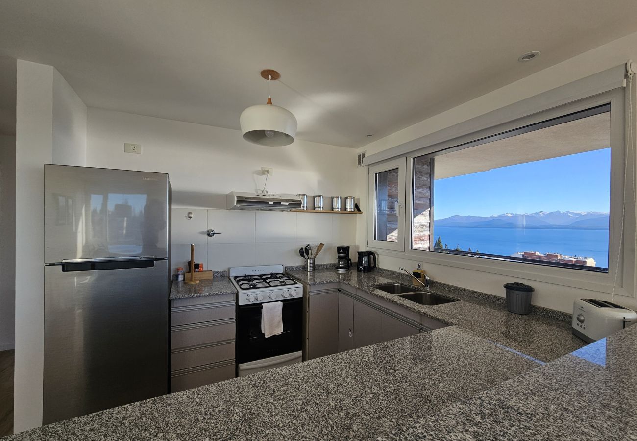 Apartamento en San Carlos de Bariloche - Veo Veo Bariloche con vista al lago Nahuel Huapi