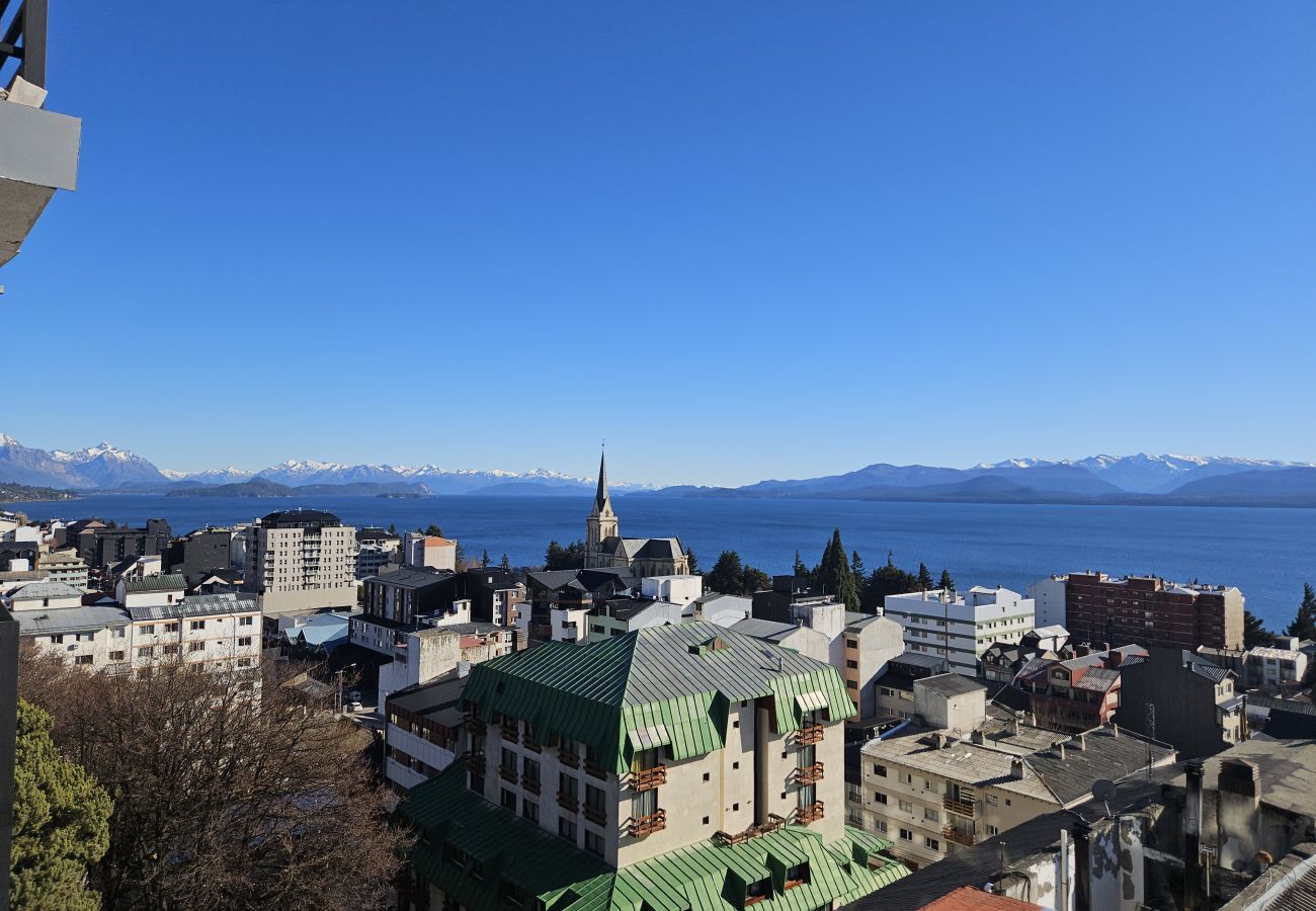 Apartamento en San Carlos de Bariloche - Veo Veo Bariloche con vista al lago Nahuel Huapi