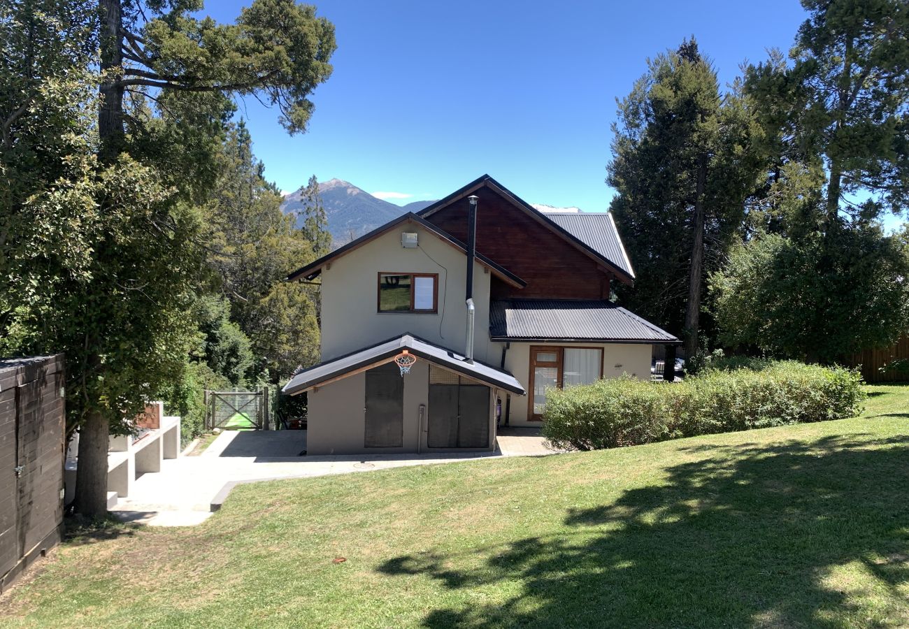 Casa en San Carlos de Bariloche - casa para 7 personas con increible vista l lago