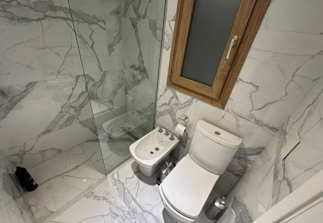 Apartamento en San Carlos de Bariloche - Centrico Moderno y funcional