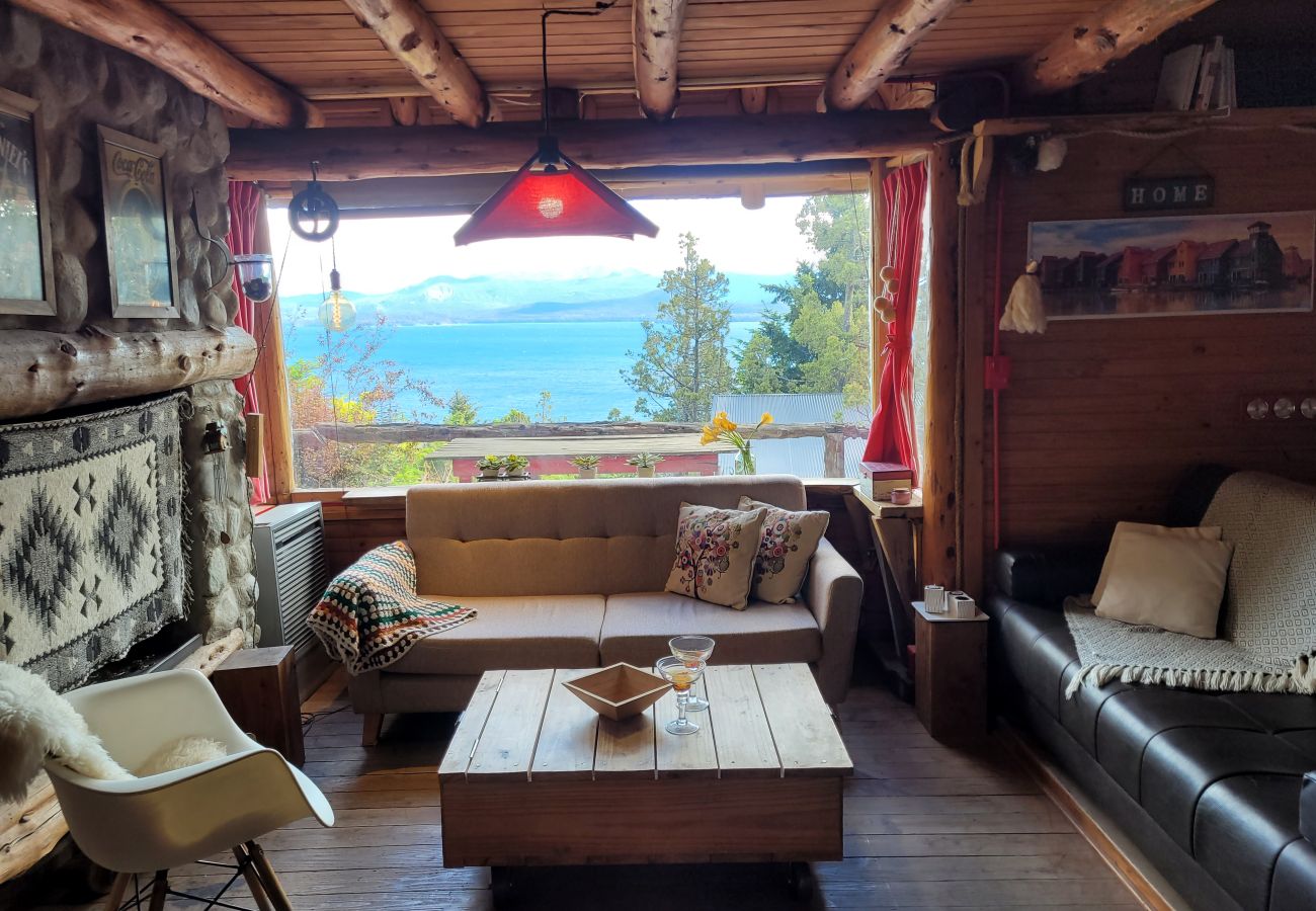 Casa en San Carlos de Bariloche - Postales al lago en Bariloche