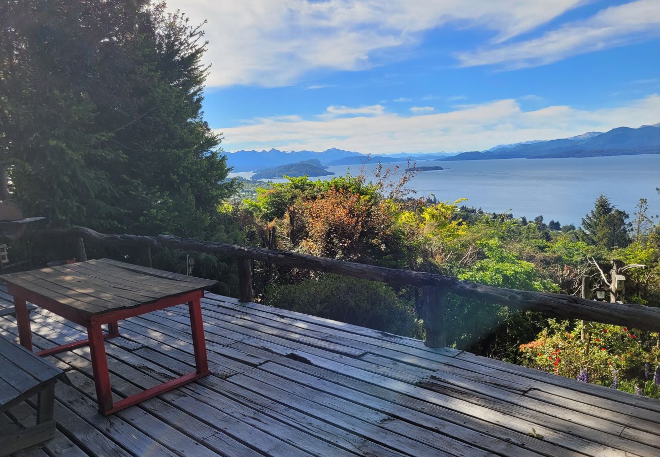 Casa en San Carlos de Bariloche - Postales al lago en Bariloche