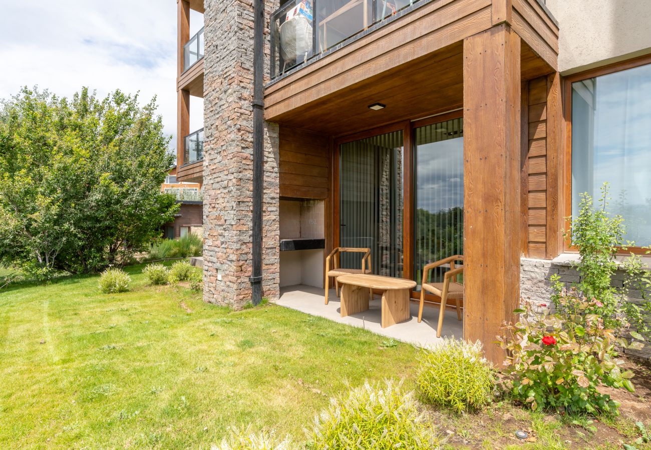 Apartamento en San Carlos de Bariloche - Refugio en Melipal, Jardín, Parrilla y Pileta