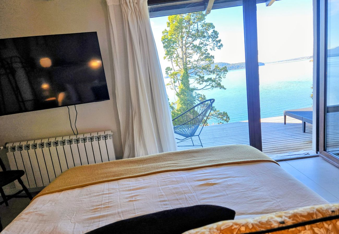 Apartamento en San Carlos de Bariloche - El Descanso con costa al Lago