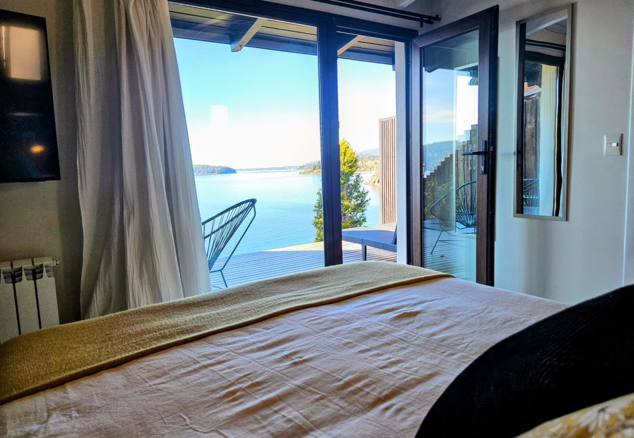 Apartamento en San Carlos de Bariloche - El Descanso con costa al Lago