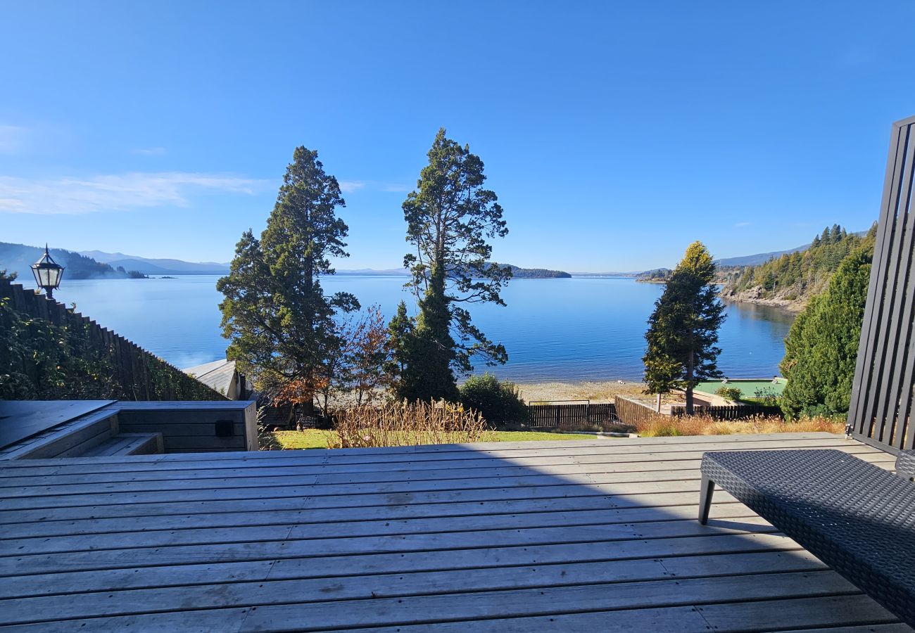 Apartamento en San Carlos de Bariloche - El Descanso con costa al Lago