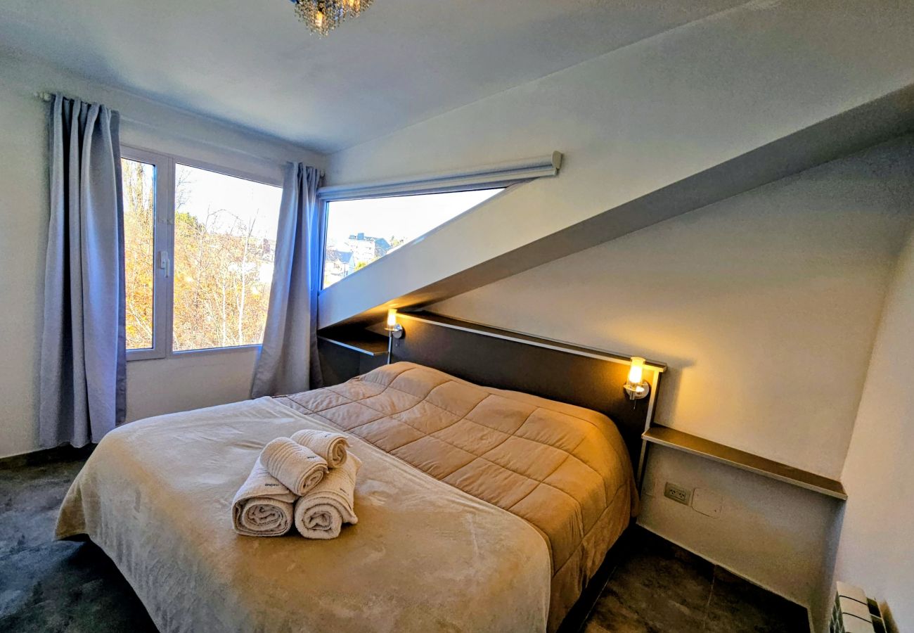 Apartamento en San Carlos de Bariloche - Refugio Urbano Bariloche con estacionamiento