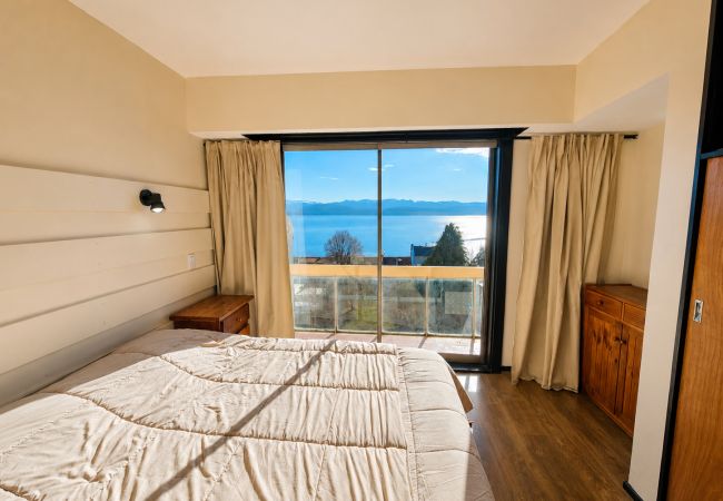 Apartamento en San Carlos de Bariloche - Lago y Ciudad, a pasos del Centro Civico