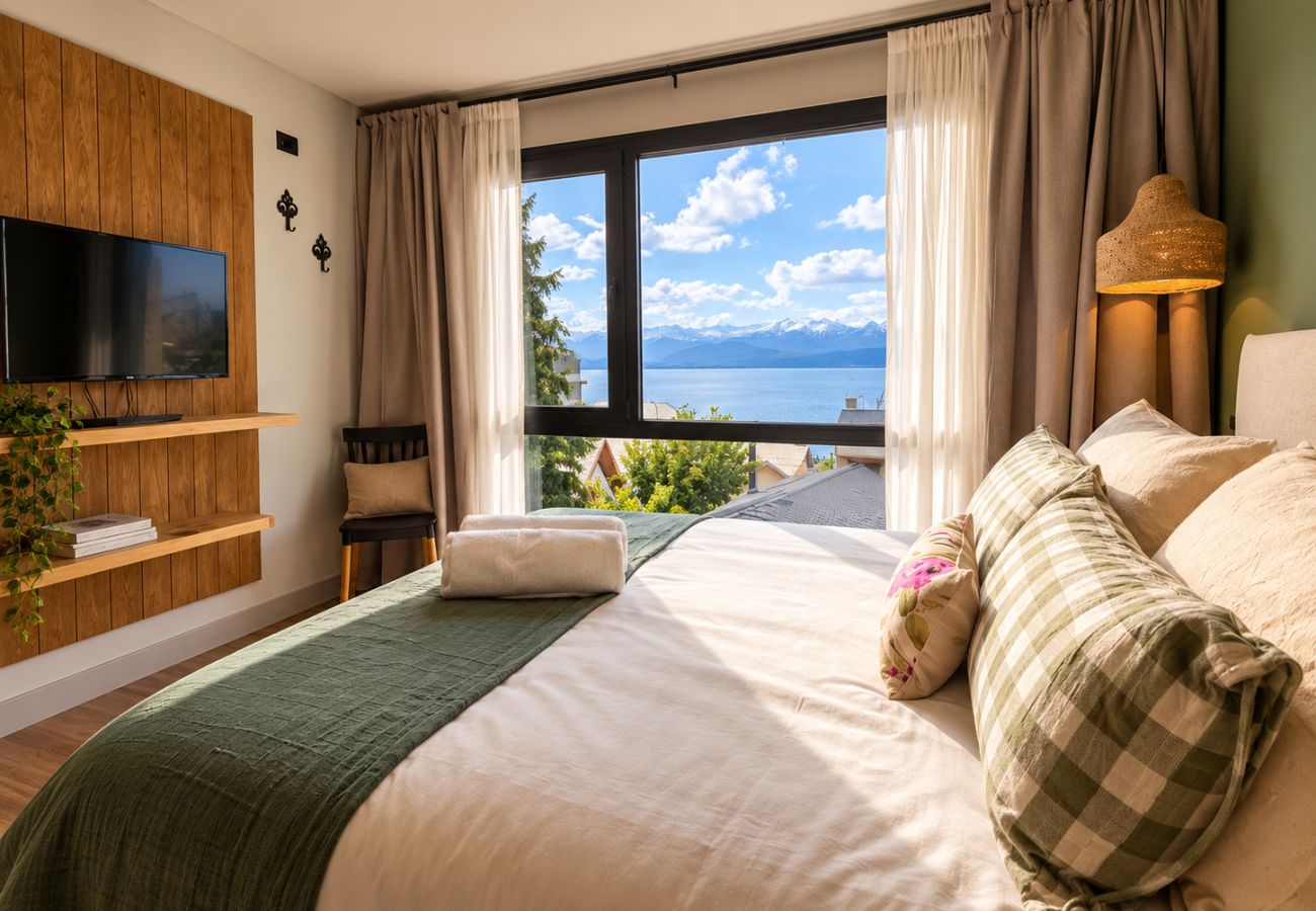 Apartamento en San Carlos de Bariloche - Anhelo con vista al Lago Nahuel Huapi