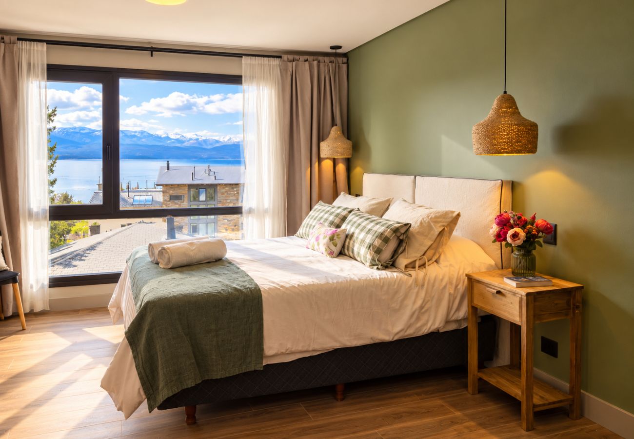 Apartamento en San Carlos de Bariloche - Anhelo con vista al Lago Nahuel Huapi
