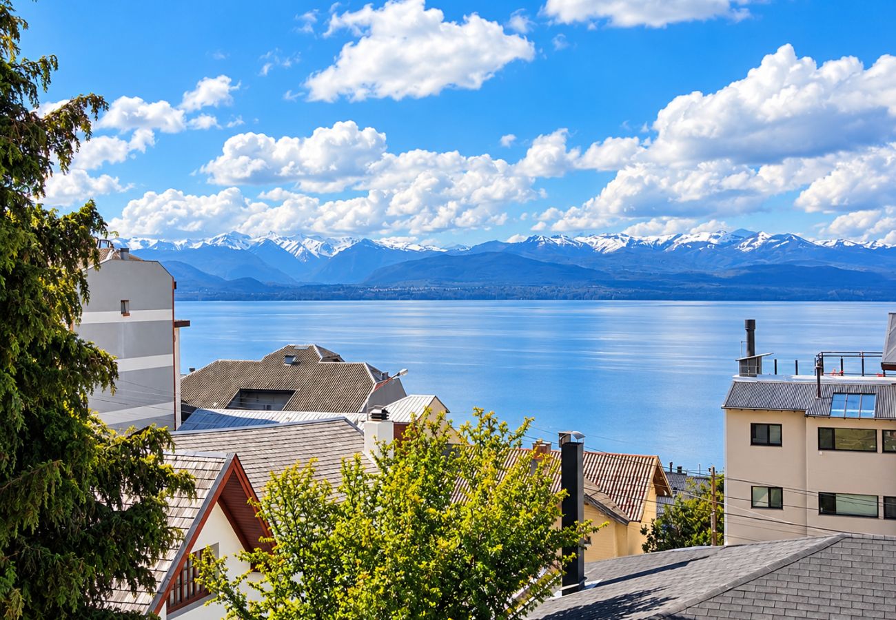 Apartamento en San Carlos de Bariloche - Anhelo con vista al Lago Nahuel Huapi